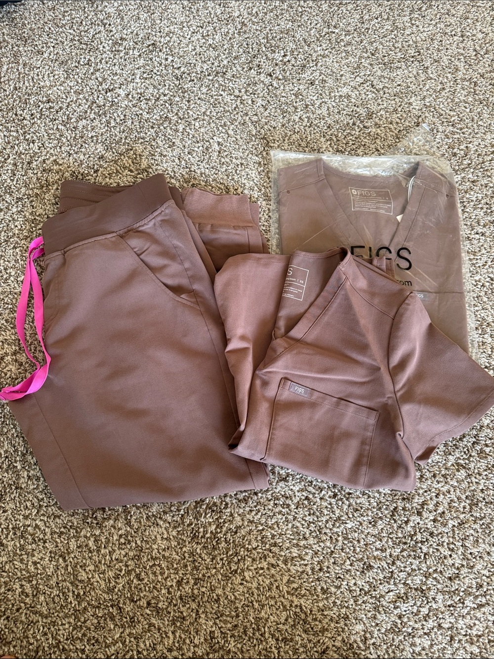 Figs Women's Taupe XS and S Catarina and SP Zamora